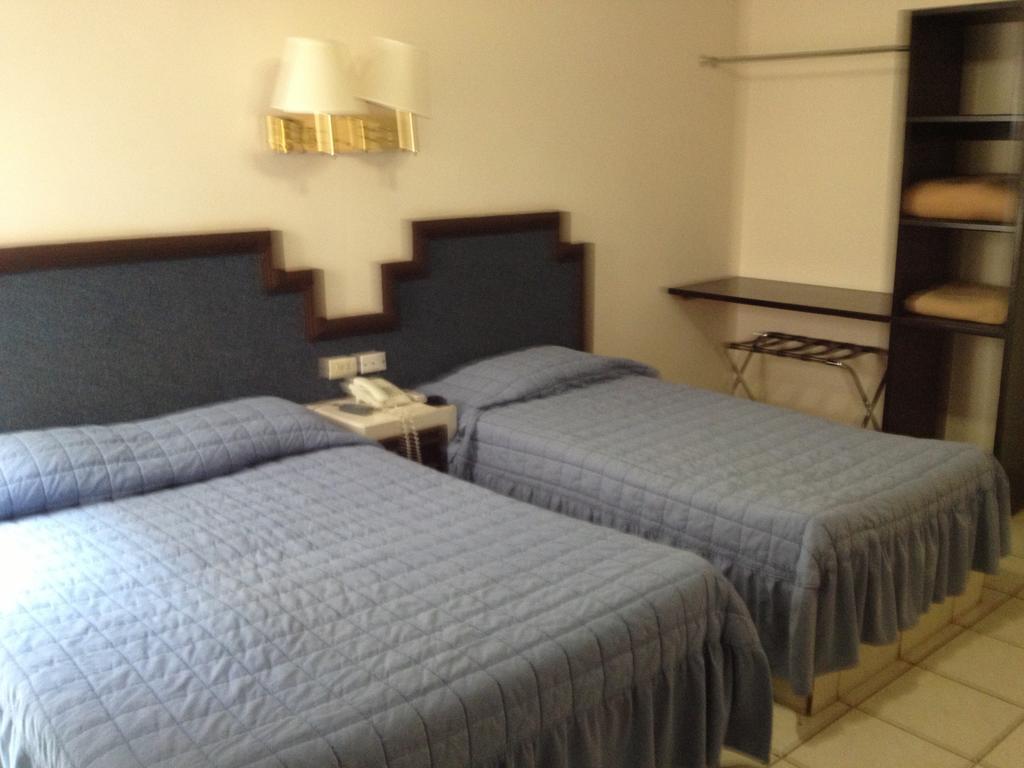 Hotel Hacienda Nainari Ciudad Obregón Quarto foto