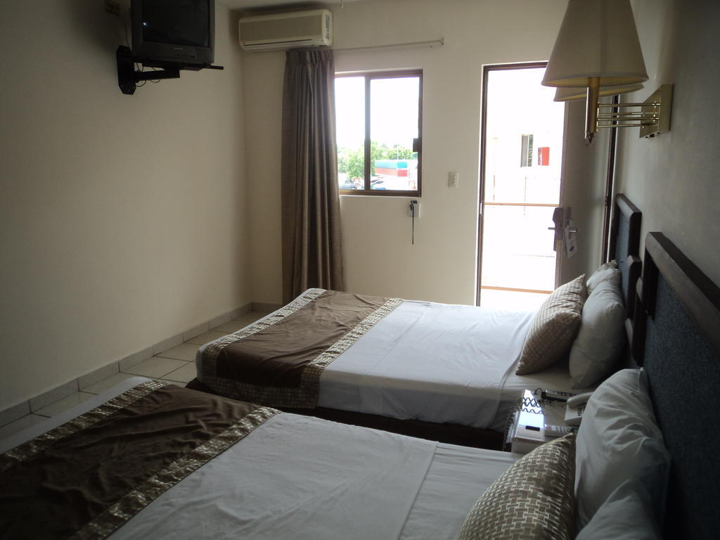 Hotel Hacienda Nainari Ciudad Obregón Quarto foto