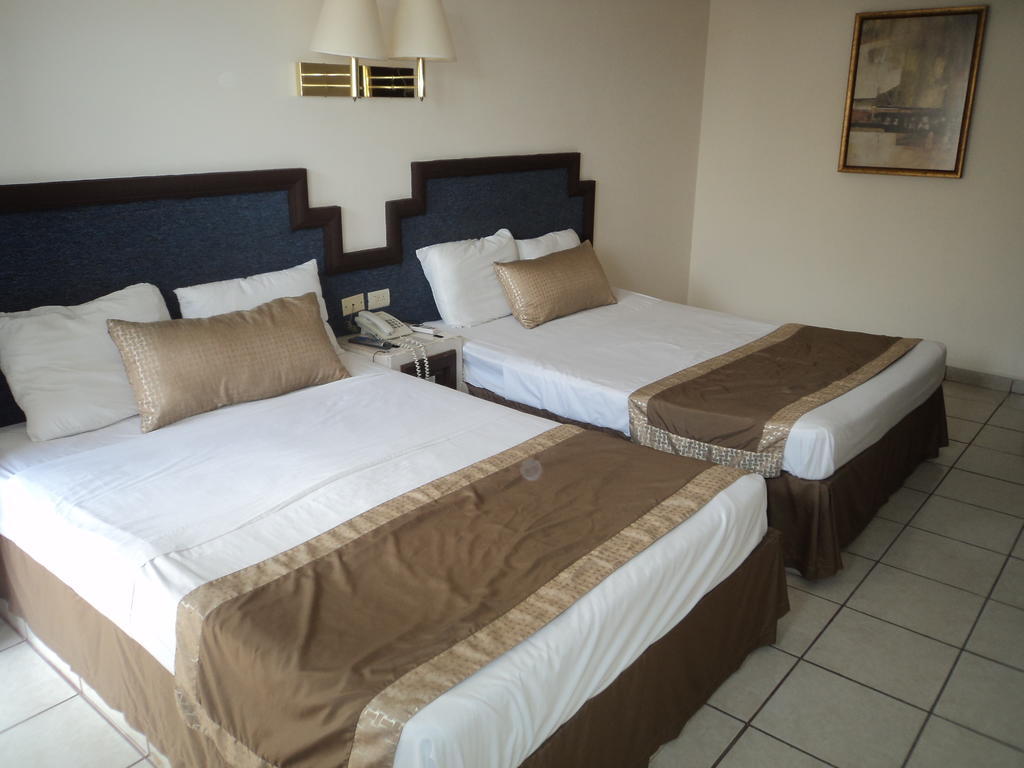 Hotel Hacienda Nainari Ciudad Obregón Quarto foto